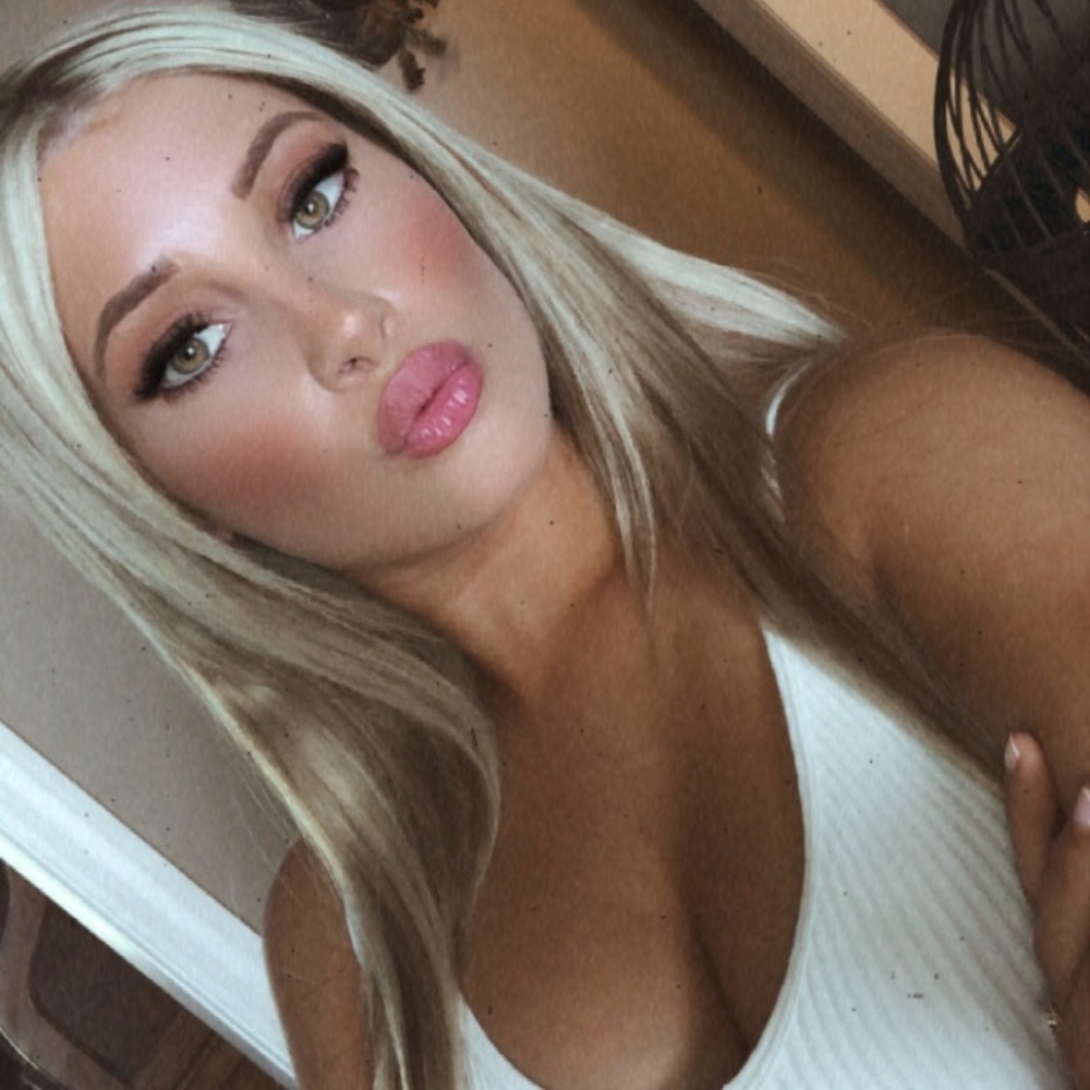 Meet your Posher, Kaitlynn